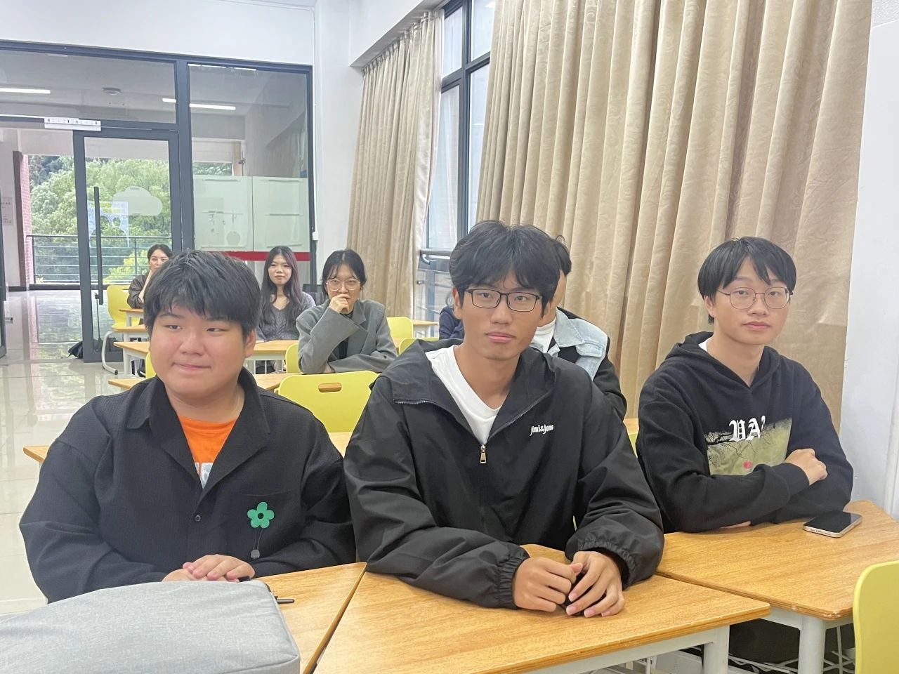 微信图片_3333333333300319.jpg