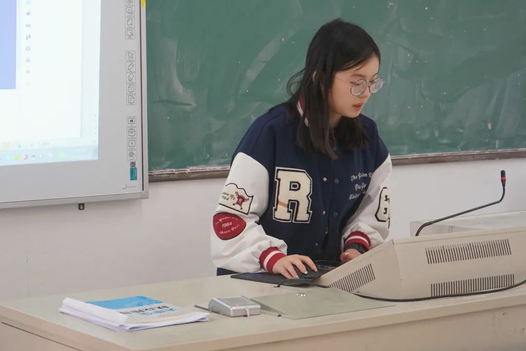 3f39400b39212c96189359aeecbd3a4b.jpg