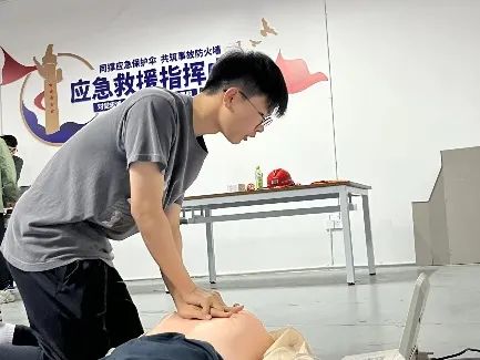 cc53de332d922f0d9c57c434bfd1c7c6.jpg
