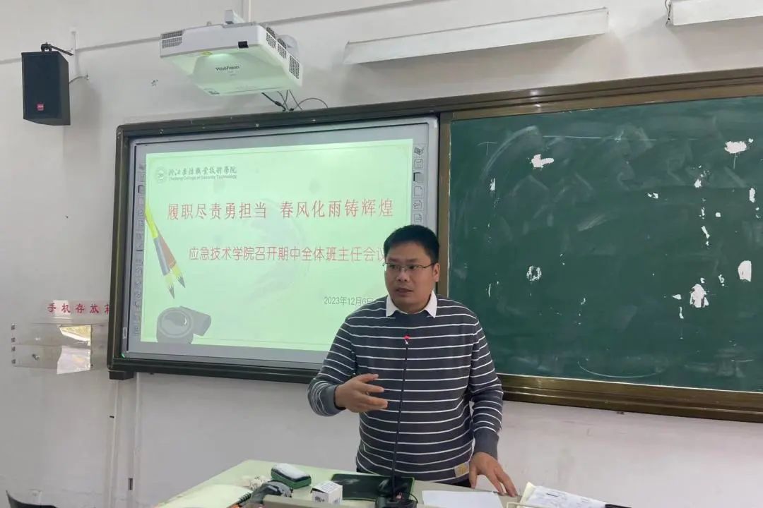 0d5ad7486fc8977684f7b181fb2f5508.jpg