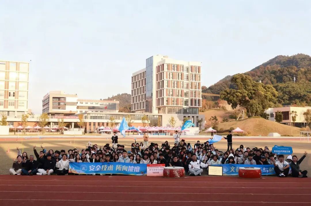 9c8a1bfa13083c293ada1408412a80a.jpg
